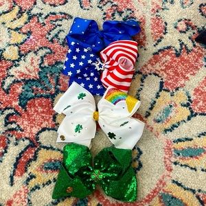 JoJo Siwa oversized style bows